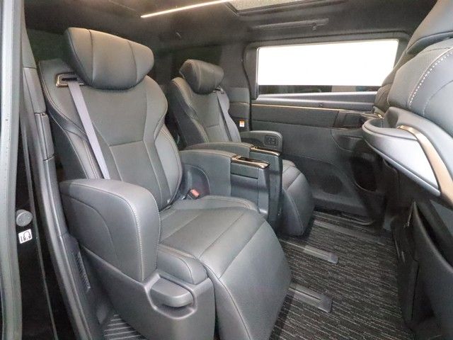 TOYOTA ALPHARD 2025 Image 31