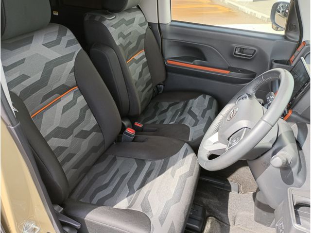 DAIHATSU TANTO FAN CROSS 4WD 2023 Image 31