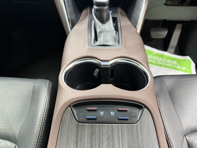 TOYOTA HARRIER HYBRID 2021 Image 31