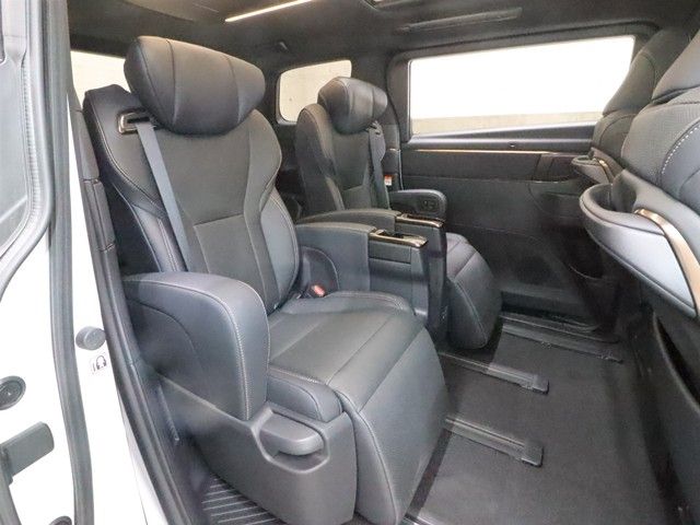 TOYOTA ALPHARD 2024 Image 31