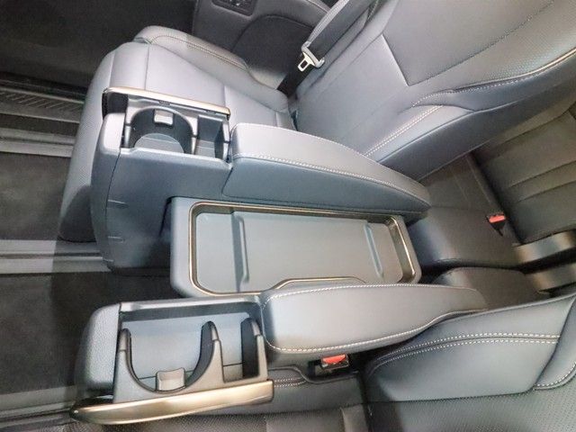 TOYOTA ALPHARD 2024 Image 31