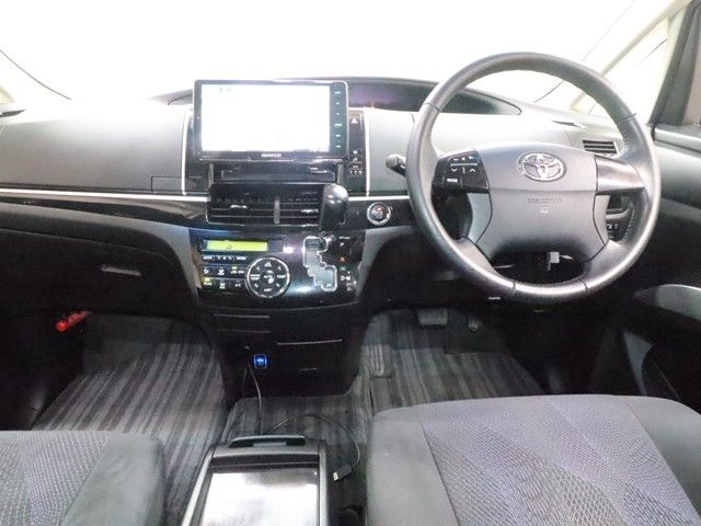 TOYOTA ESTIMA 2012 Image 31