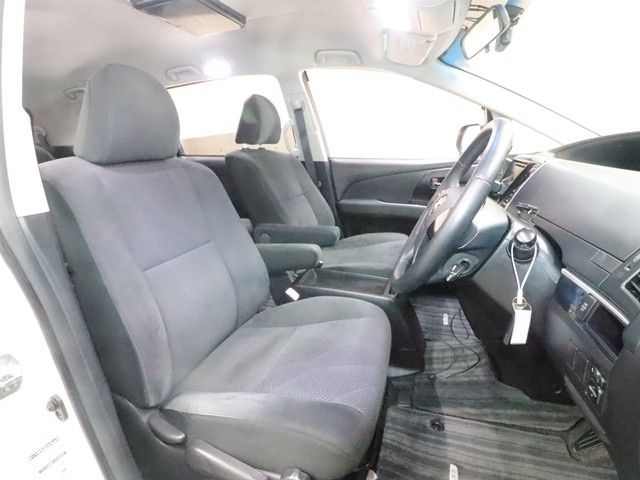 TOYOTA ESTIMA 2012 Image 31