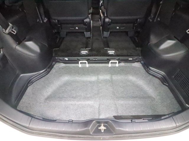 TOYOTA NOAH 2015 Image 31