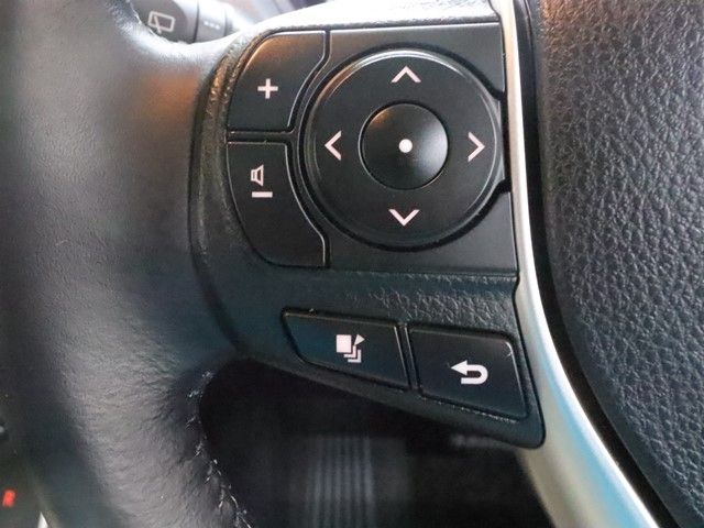 TOYOTA NOAH 2015 Image 31