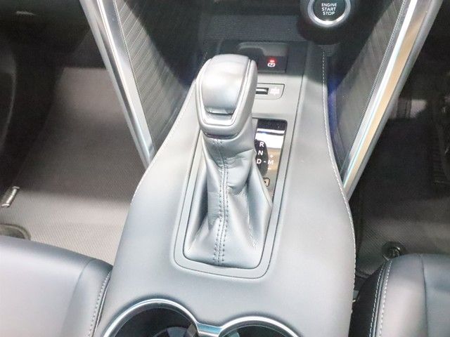 TOYOTA HARRIER 2WD 2023 Image 31