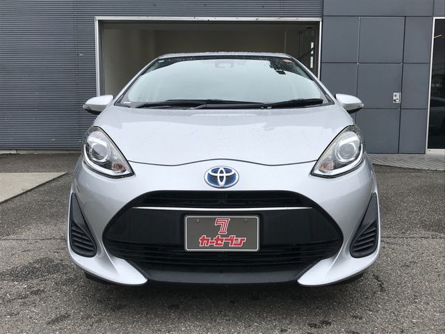 TOYOTA AQUA 2018 Image 31