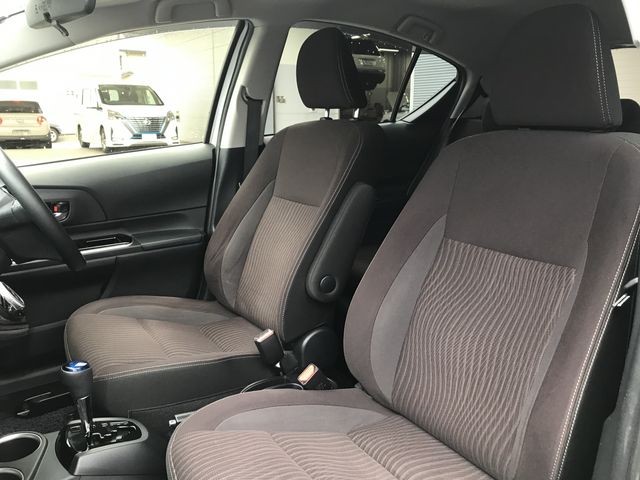 TOYOTA AQUA 2018 Image 31