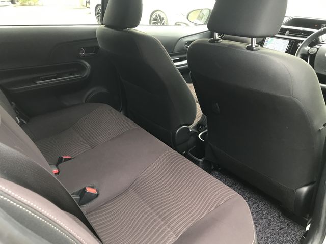 TOYOTA AQUA 2018 Image 31