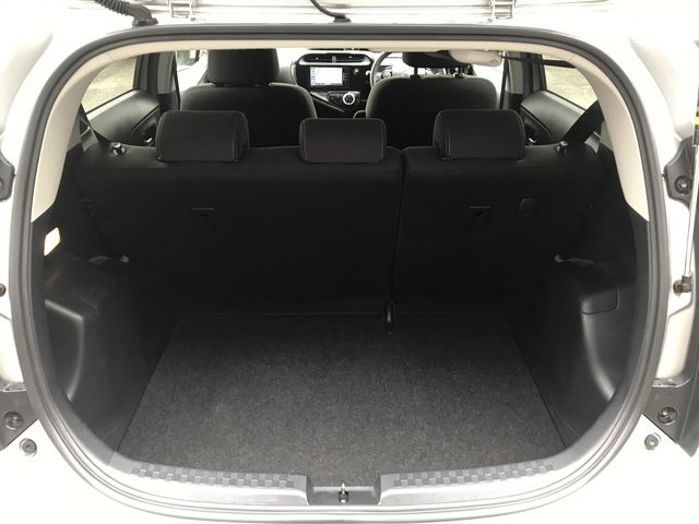 TOYOTA AQUA 2018 Image 31