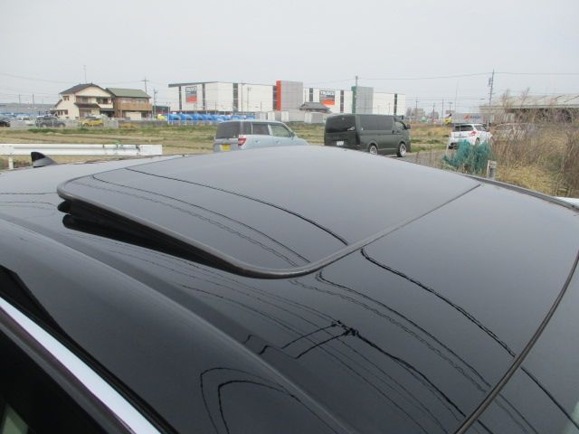 TOYOTA LEXUS LS500H 4WD 2022 Image 31