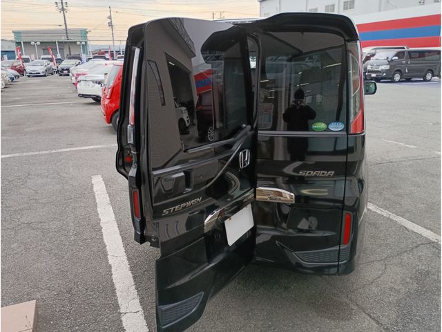 HONDA STEPWAGON SPADA 2015 Image 31