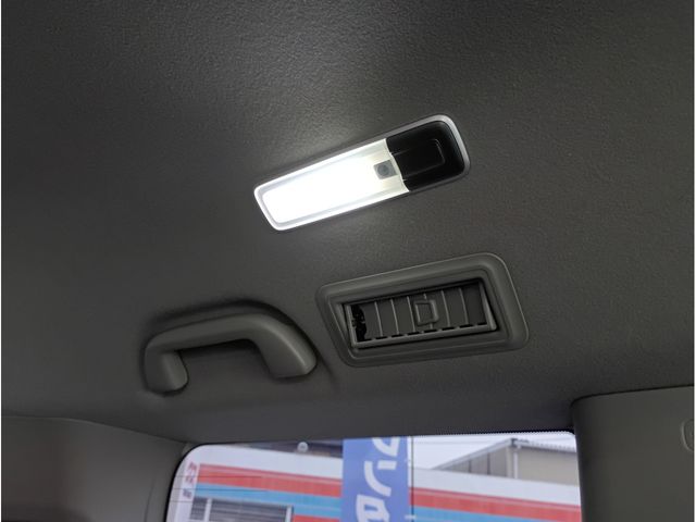 HONDA STEPWAGON SPADA 2015 Image 31