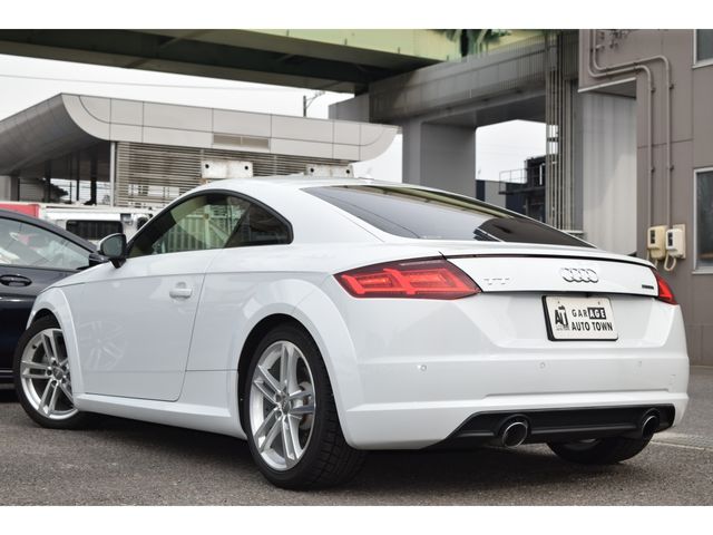 AUDI TT COUPE 2017 Image 31