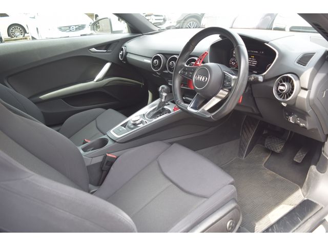 AUDI TT COUPE 2017 Image 31