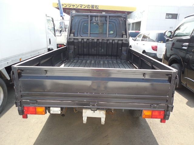 TOYOTA TOWNACE TRUCK 2WD 2012 Image 31