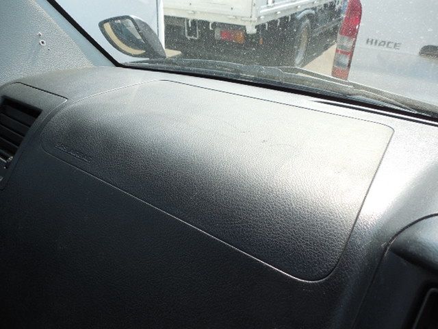 TOYOTA TOWNACE TRUCK 2WD 2012 Image 31