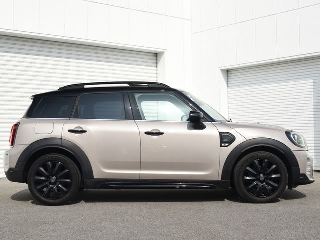 BMW MINI COOPER D CROSSO 2023 Image 31