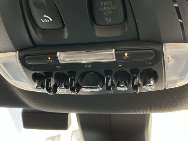 BMW MINI COOPER D CROSSO 2023 Image 31