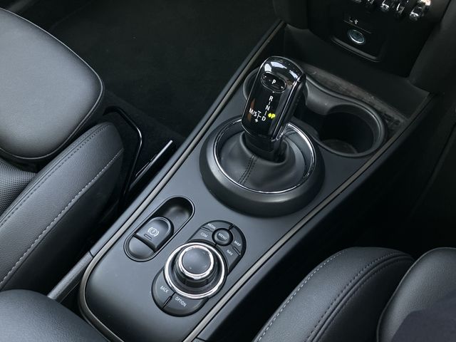 BMW MINI COOPER D CROSSO 2023 Image 31