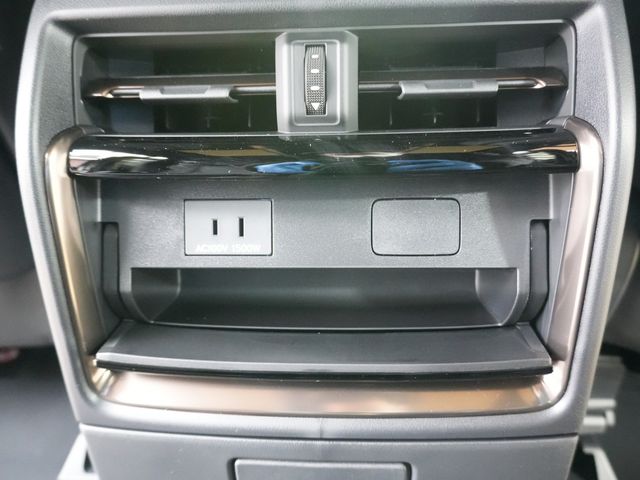 TOYOTA VELLFIRE  HYBRID 2026 Image 31