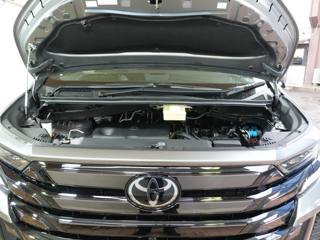 TOYOTA VELLFIRE  HYBRID 2026 Image 31