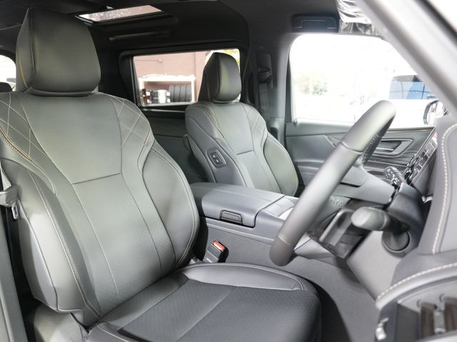 TOYOTA VELLFIRE  HYBRID 2026 Image 31