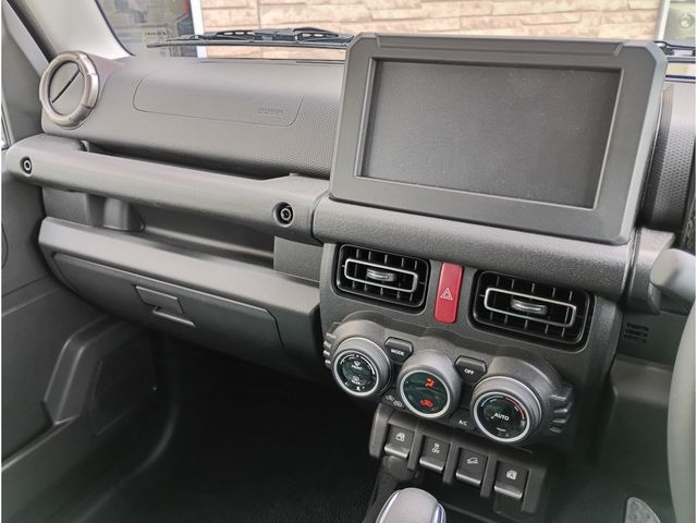 SUZUKI JIMNY NOMADE 2026 Image 31