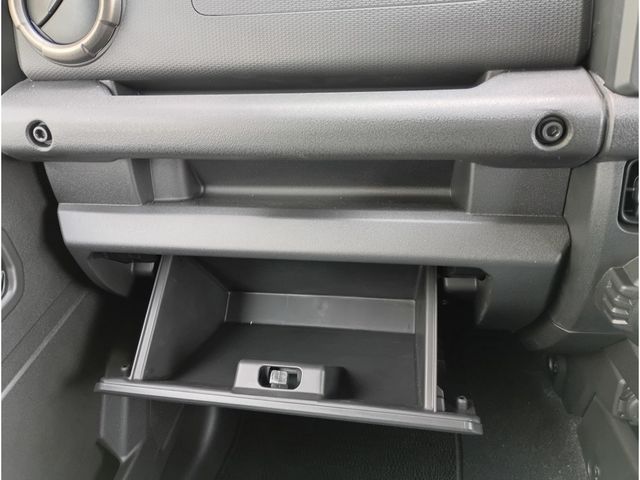 SUZUKI JIMNY NOMADE 2026 Image 31