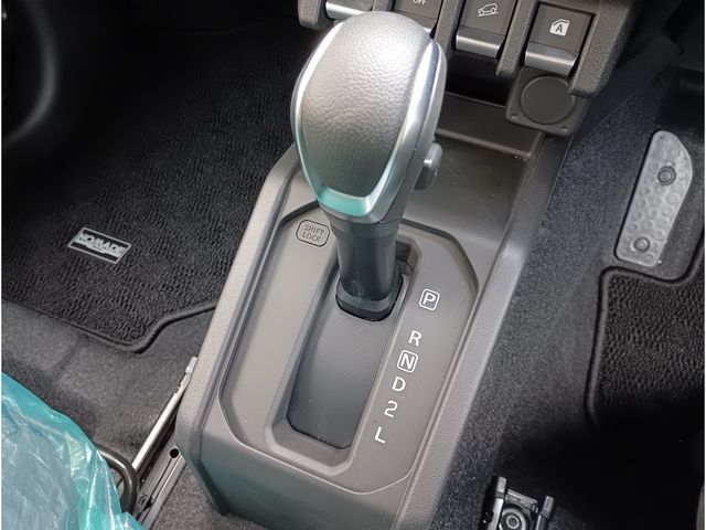 SUZUKI JIMNY NOMADE 2026 Image 31