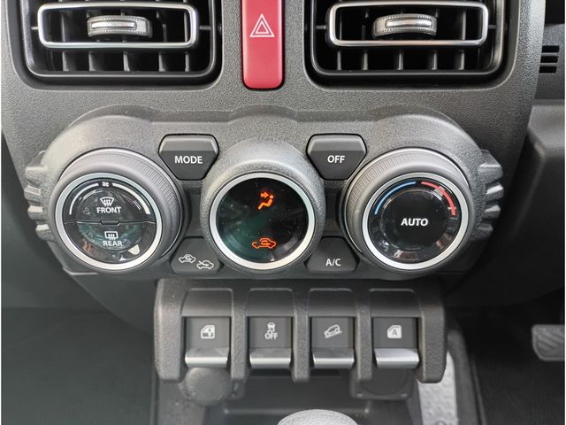 SUZUKI JIMNY NOMADE 2026 Image 31