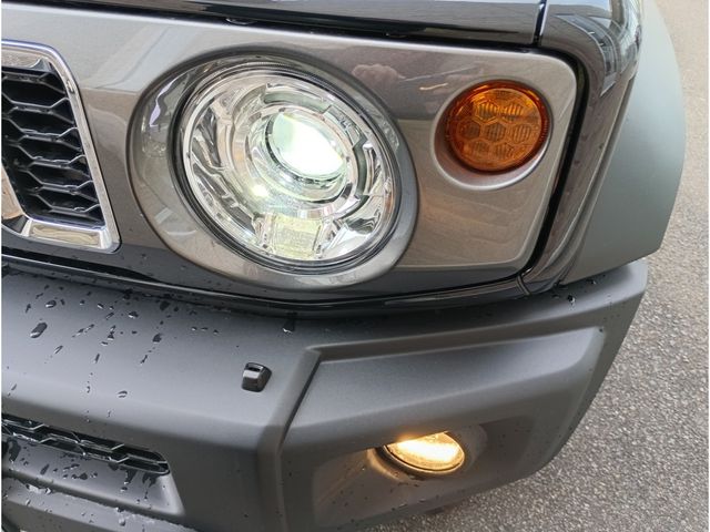 SUZUKI JIMNY NOMADE 2026 Image 31