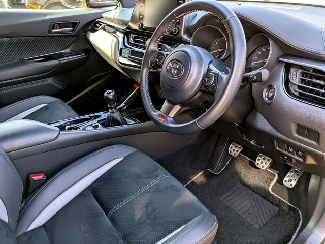 TOYOTA C-HR 2019 Image 31