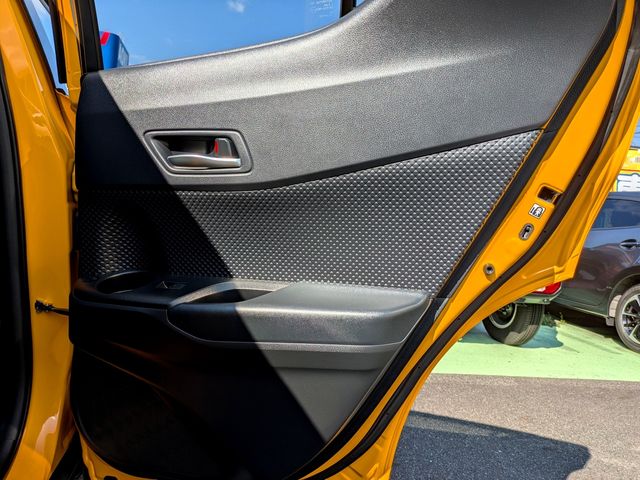 TOYOTA C-HR 2019 Image 31