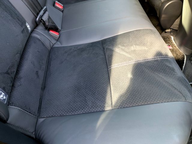 TOYOTA C-HR 2019 Image 31