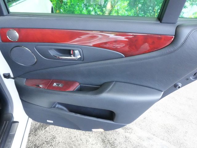 TOYOTA LEXUS LS600H 2012 Image 31