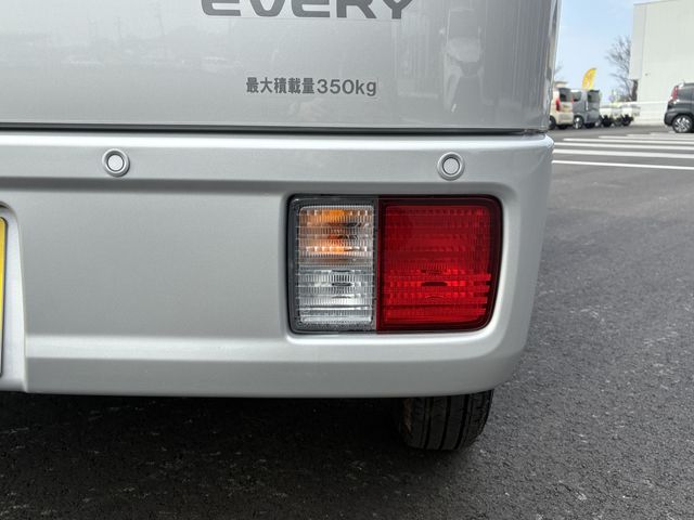 SUZUKI EVERY VAN 4WD 2024 Image 31