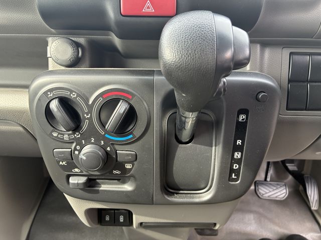 SUZUKI EVERY VAN 4WD 2024 Image 31