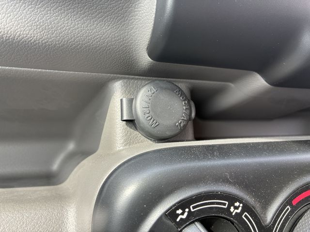 SUZUKI EVERY VAN 4WD 2024 Image 31