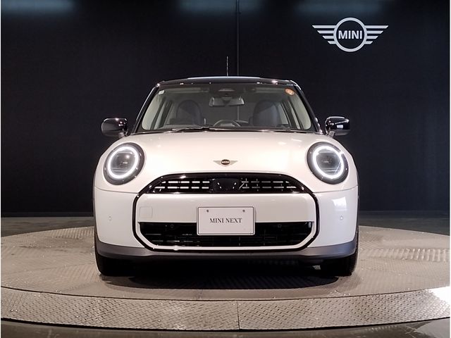 BMW MINI COOPER 5DOOR 2025 Image 31