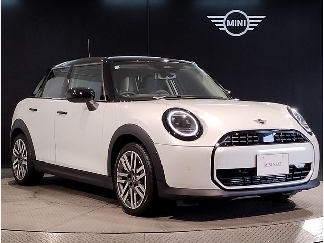 BMW MINI COOPER 5DOOR 2025 Image 31