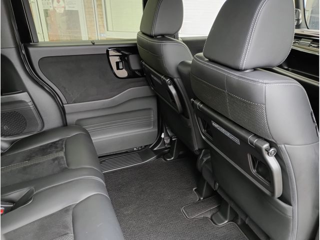 HONDA N BOX CUSTOM 2022 Image 31