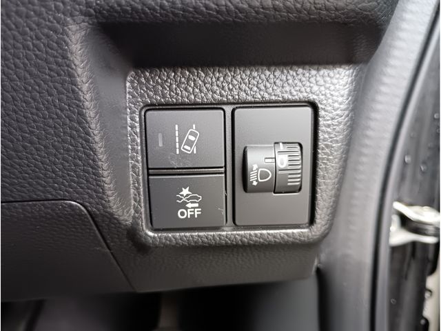 HONDA N BOX CUSTOM 2022 Image 31