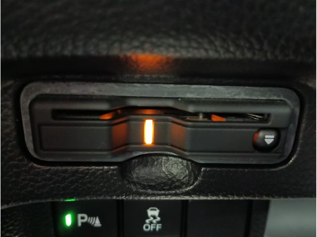 HONDA N BOX CUSTOM 2022 Image 31