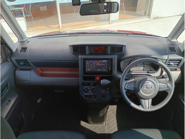 TOYOTA TANK 4WD 2017 Image 31