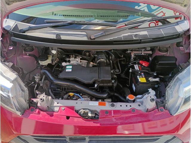 TOYOTA TANK 4WD 2017 Image 31