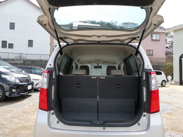 SUZUKI WAGON R 2013 Image 31