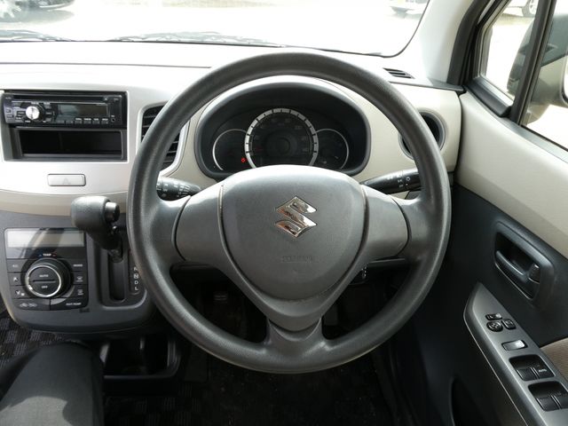 SUZUKI WAGON R 2013 Image 31