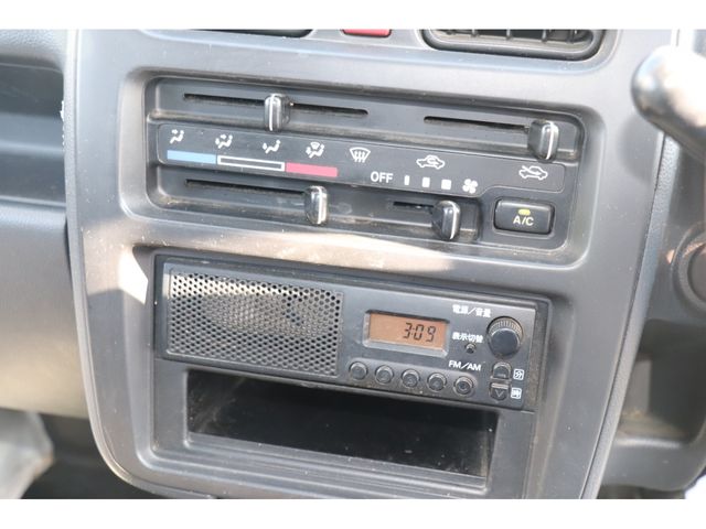 SUZUKI CARRY TRUCK 4WD 2011 Image 31