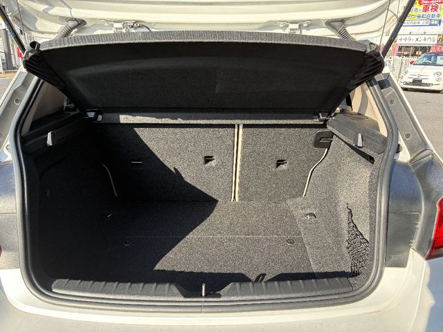 BMW 1SERIES 2019 Image 31